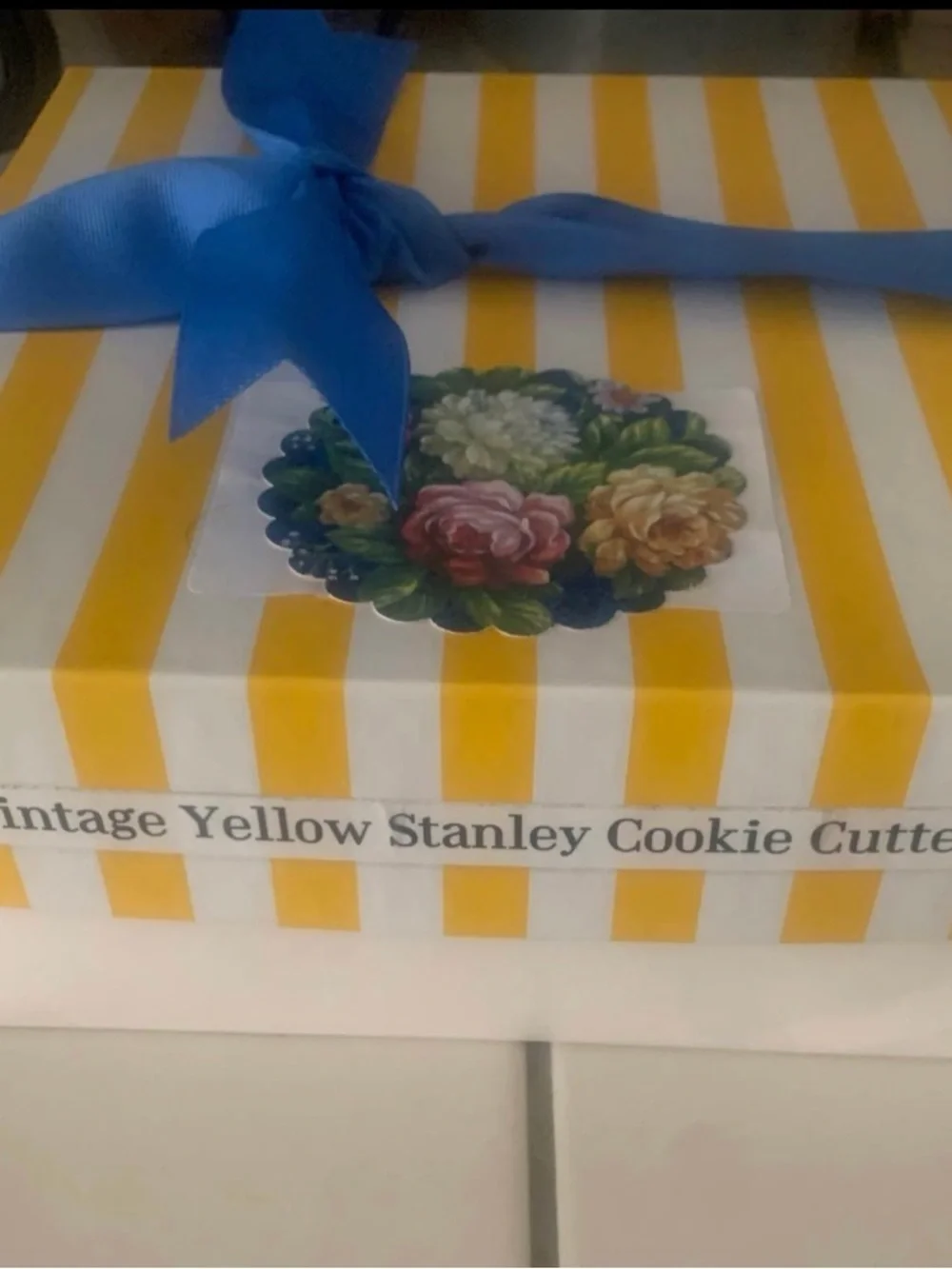 FINAL PRICE Vintage Yellow Stanley Cookie Cutters
